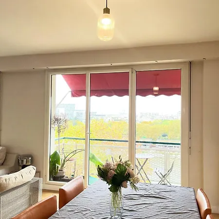 Appartement With Eiffel Tower And Seine View Bleriot